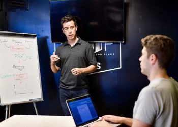 What are the benefits of mentoring?