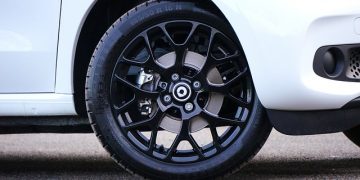 Advantages of Alloy Wheel Refurbishing in Dartford