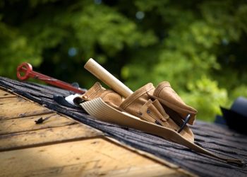 4 Benefits Of Hiring A Roofing Contractor