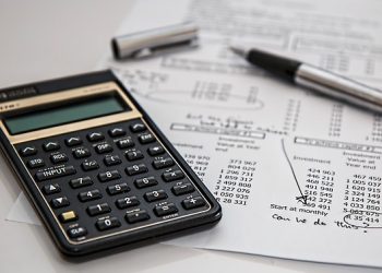 5 Reasons Why Your Business Needs An Accountant