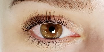 What are the Advantages of Eyelash Tinting?