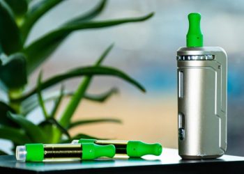 Vaping vs Smoking – The Debate