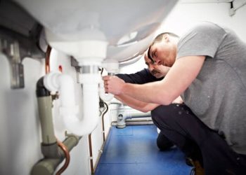 Navigating Plumbing Issues: The Case for Professional Plumbers in Welling