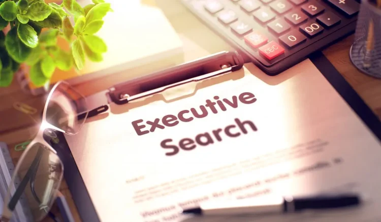 Executive Search Firms Vs. Advertising Yourself: Unpacking the Advantages