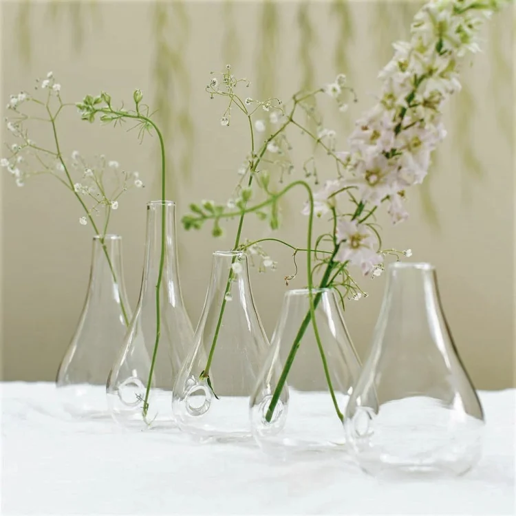 Keep Your Flowers Fresh With Bud Vases