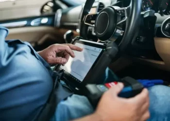Key to Efficiency: Unpacking the Advantages and Standards of Car Key Programming Companies