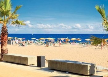 Unpacking the Benefits of Opting for a Transfer Service on the Barcelona-Salou Route
