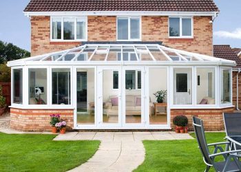 The Rise of Conservatories: Why More People Are Opting for Indoor Gardens