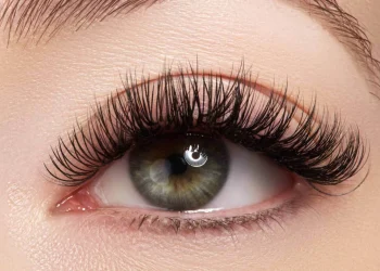 Invest in Your Appearance: The Financial Benefits of Eyelash Extensions in Bristol