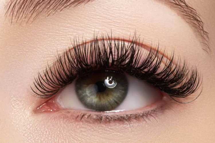 Invest in Your Appearance: The Financial Benefits of Eyelash Extensions in Bristol
