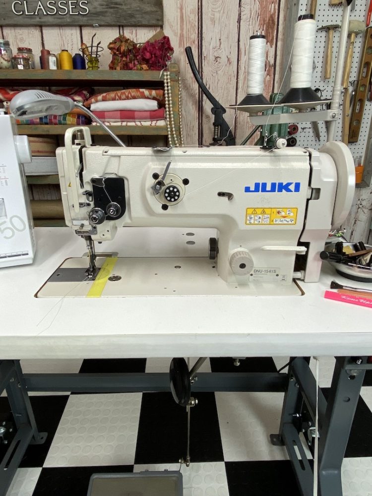 Durability and Reliability: The Benefits of Industrial Sewing Machines for Long-Term Use
