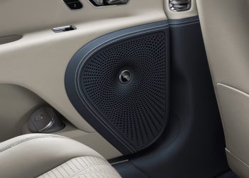 Restoring Audio Excellence: Top Services for Bentley Naim Amplifier Repair