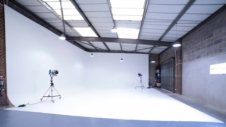 Efficiency and Convenience: Streamlining Workflow with Photography Studio Hire