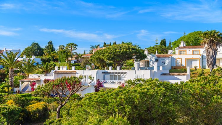 Relax Under the Algarve Sun: Why UK Buyers Love Portuguese Real Estate
