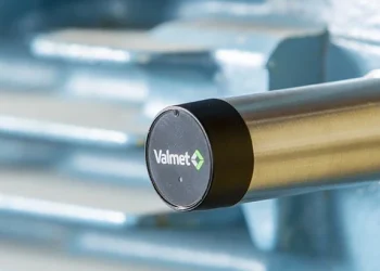 Tracking Turbine Troubles: Applications of Vibration Sensors Across Industries