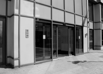 Safety and Convenience in One Package: Automated Doors Enhance UK Infrastructure