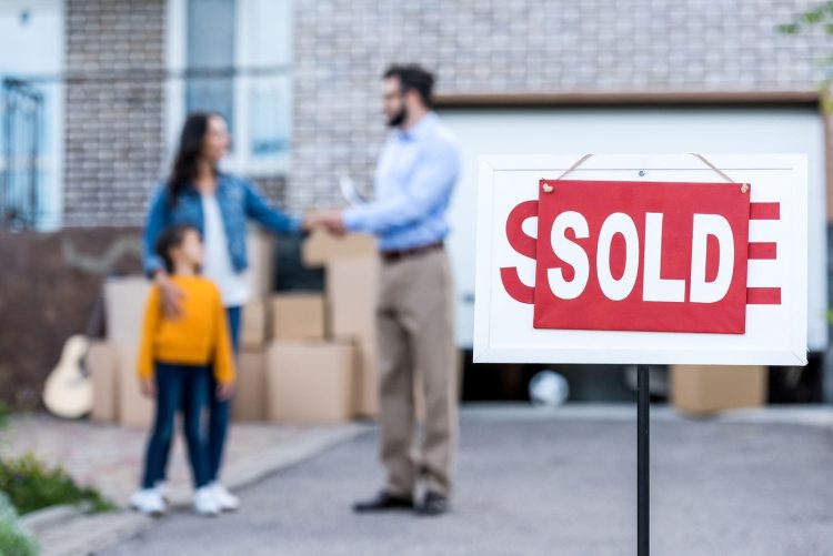 Accelerating Your Move: The Compelling Reasons to Sell Your House Fast