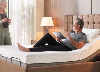 The Rise of Adjustable Beds: Comfort, Convenience, and Health Benefits Unveiled