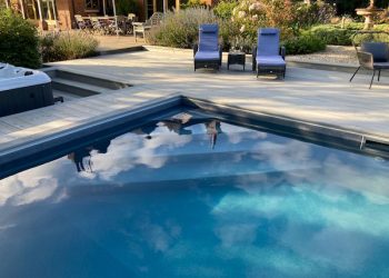 Beyond the Basics: Innovative Approaches to Swimming Pool Renovation in the UK