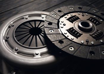 Ensuring Optimal Performance: The Critical Role of a Clutch Mechanic