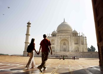 Avoiding Pitfalls: The Strategic Benefits of Early Business Visa Applications to India from the UK