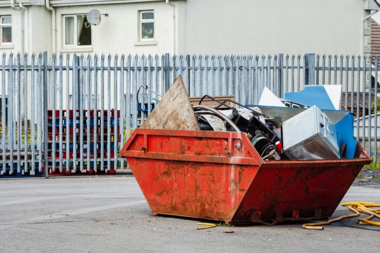 How to Choose the Right Skip Size for Your Worthing Project