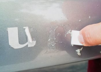Professional Commercial Fleet Graphic Removal: Ensuring Efficiency and Protecting Your Investment