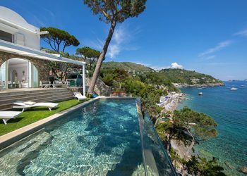 Immerse Yourself in Italian Culture and Charm: The Authentic Appeal of Luxury Villas in Italy