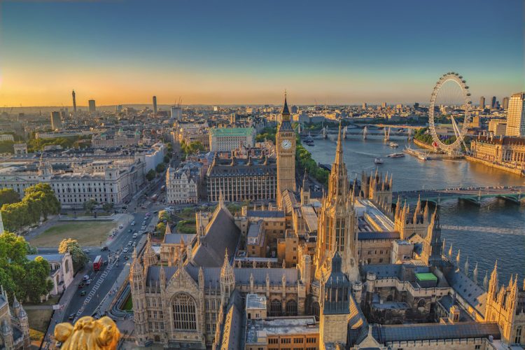 Navigating the London Real Estate Market: Opportunities, Challenges, and Strategies for Success