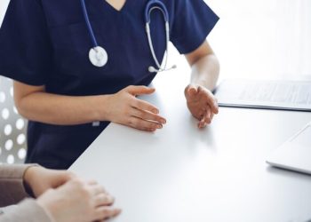 How Longevity Clinics Promote Healthy Aging