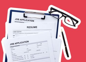 Beyond the Hype: A Deep Dive into Resume Writing Review Analysis