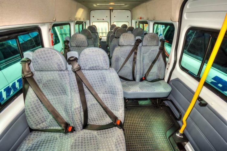 From Booking to Arrival: Expectations for Minibus Hire in Eastbourne