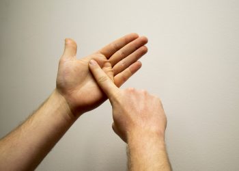 Embark on the Journey: Resources and Opportunities for Learning British Sign Language