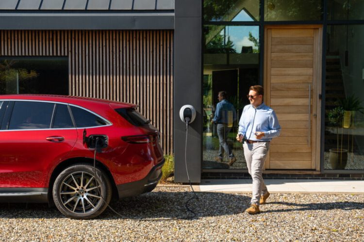 Petrol Vs Electric Cars: A Comprehensive Comparison