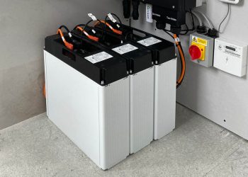 A Comprehensive Guide to Selecting Solar Battery Storage