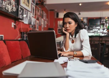 Maximizing Savings: The Importance of Comparing Business Bills in the UK