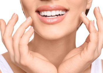 The Art of Smile Makeovers: How Dental Technology is Revolutionizing Cosmetic Dentistry