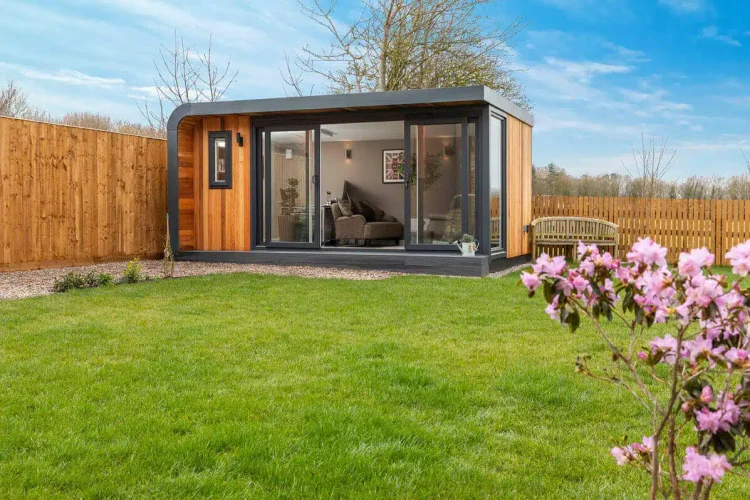 Transform Your Falkirk Garden with a Perfect Summer House Retreat