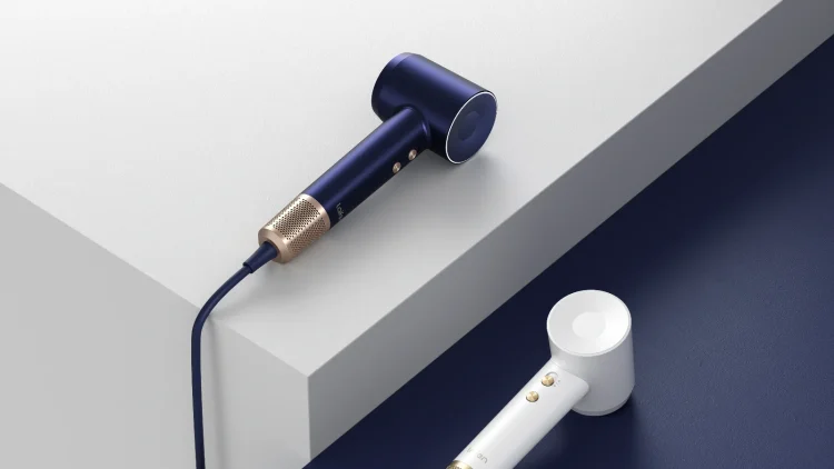 The Curly Hair Dryer Checklist: Essential Features for Healthy Drying