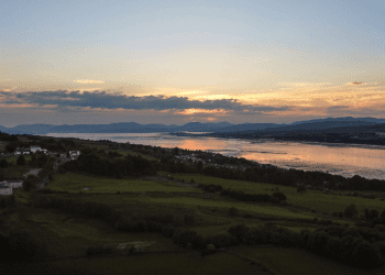 Scotland’s Coastal Charm: Unwinding in Lodge Luxury by the Sea