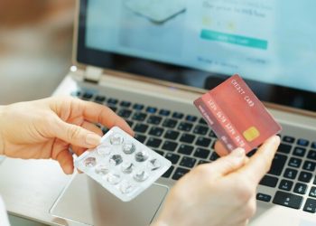 Beyond the High Street: Finding the Right Online Pharmacy in the UK