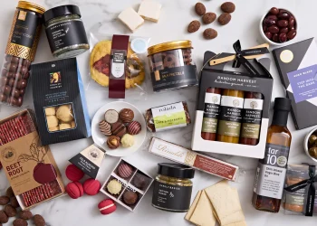 Gourmet Food Hampers: The Ultimate Expression of Culinary Generosity