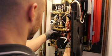 Sustainable Savings: The Role of HIU Service in UK Homes