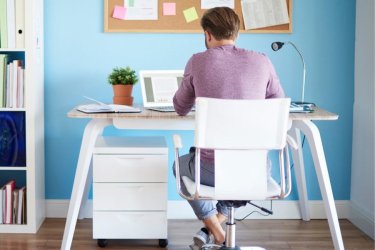 Bridging the Office-Home Divide: Workstation Assessments as the Key to Hybrid Work Success