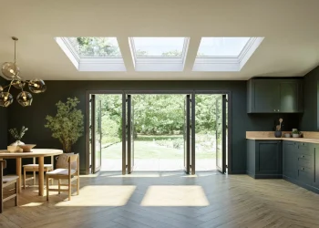 Choosing the Right Contractor for Your Flat Roof VELUX Replacement in London