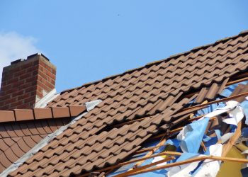 Why Recent Reviews Are Your Best Guide to Emergency Roofing in Worcester