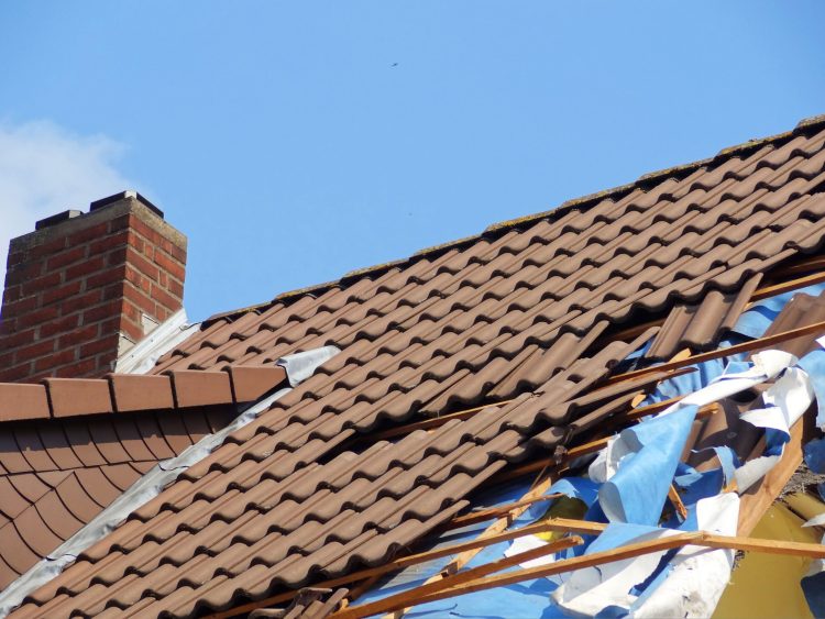 Why Recent Reviews Are Your Best Guide to Emergency Roofing in Worcester
